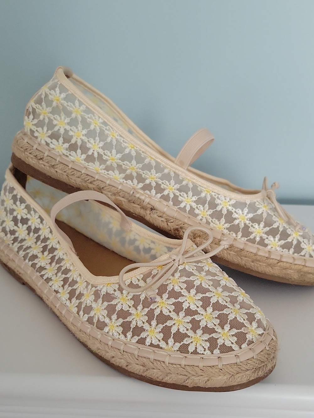Madden Girl Cream Floral Lace Espadrille Flats